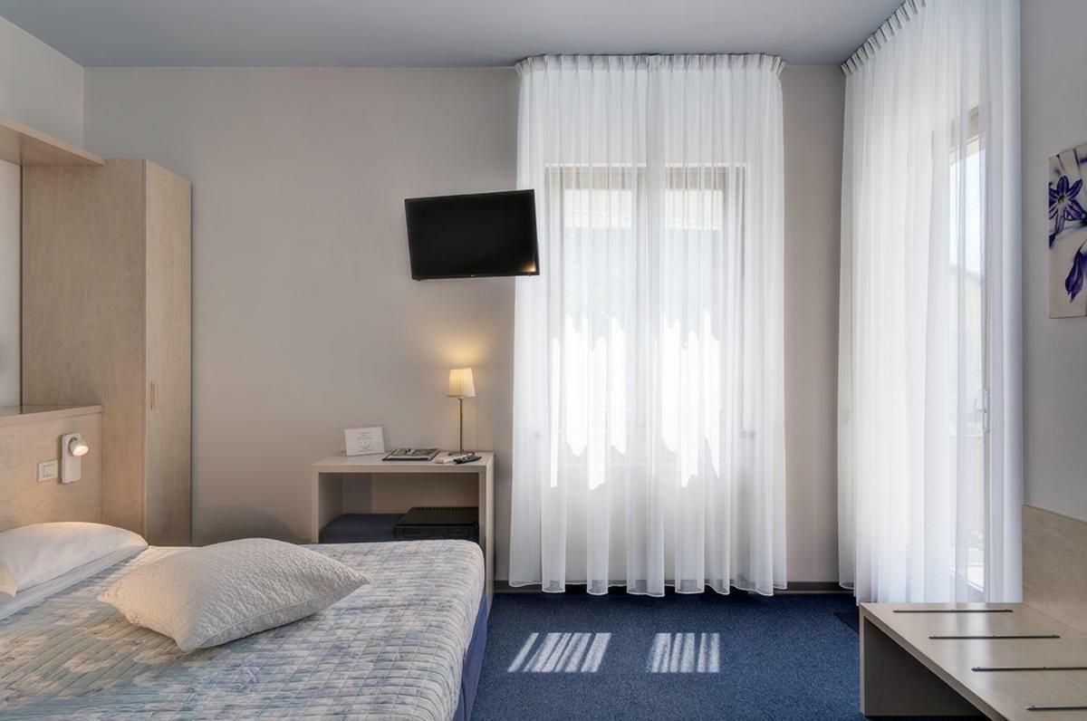 Hotel Erika Malcesine Exteriér fotografie