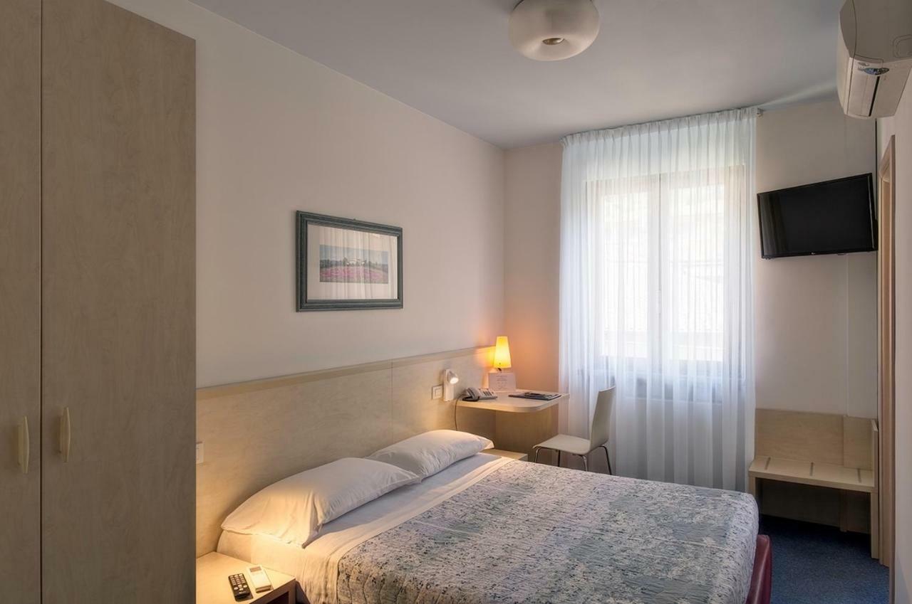 Hotel Erika Malcesine Exteriér fotografie